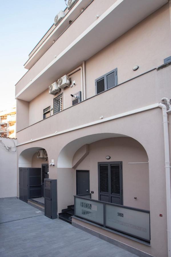 Giovi'S Apartments Castellammare di Stabia Exterior photo
