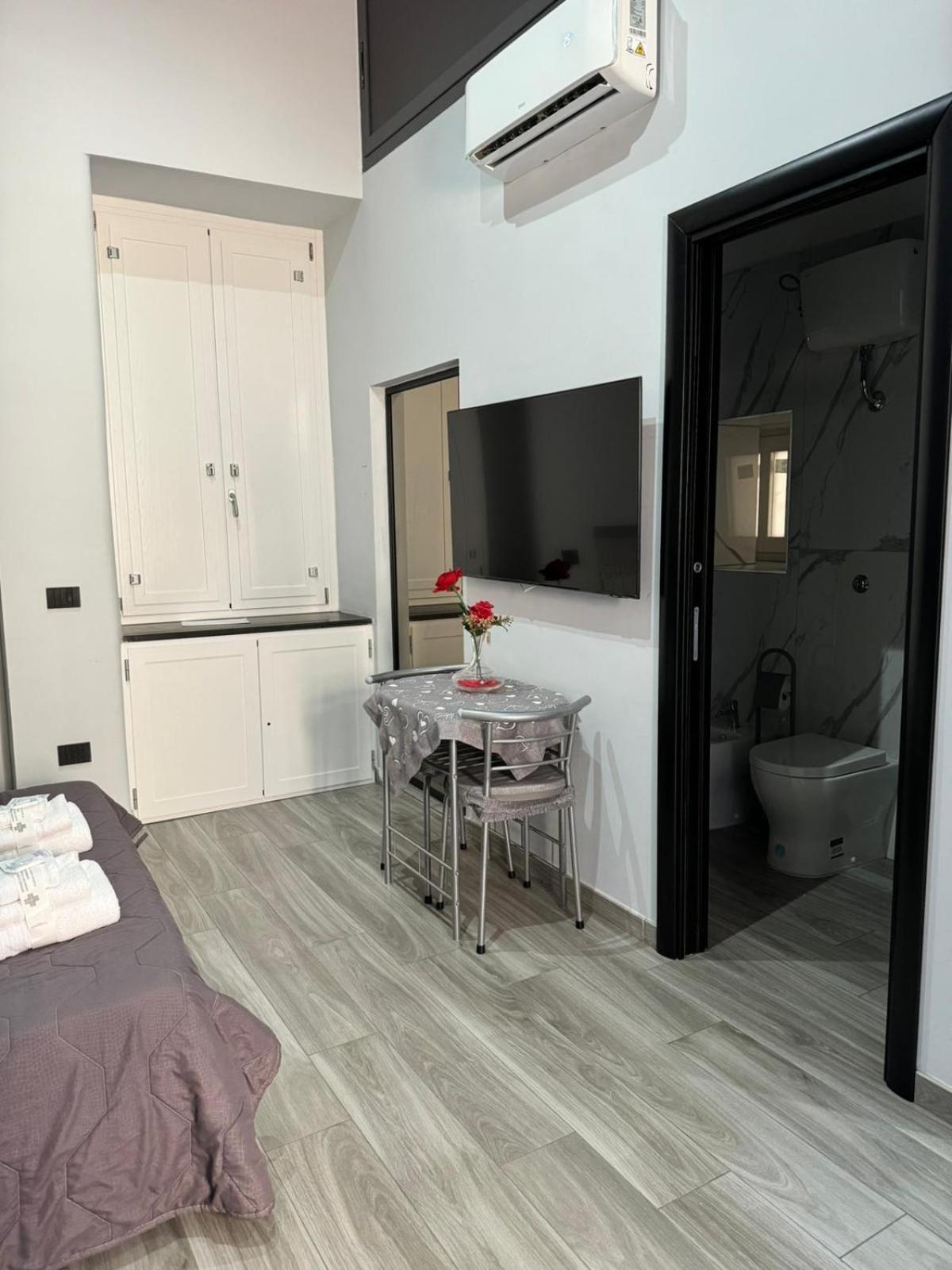 Giovi'S Apartments Castellammare di Stabia Exterior photo